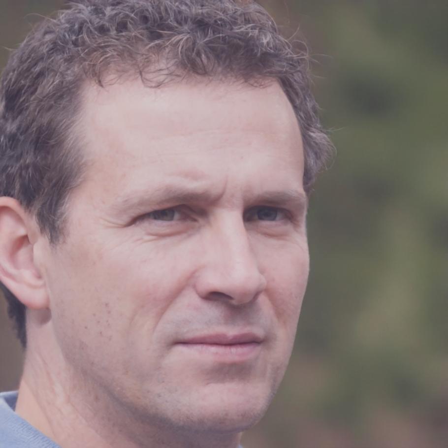 Portrait de Bertrand Feuvray, formateur principal en audit SEO technique